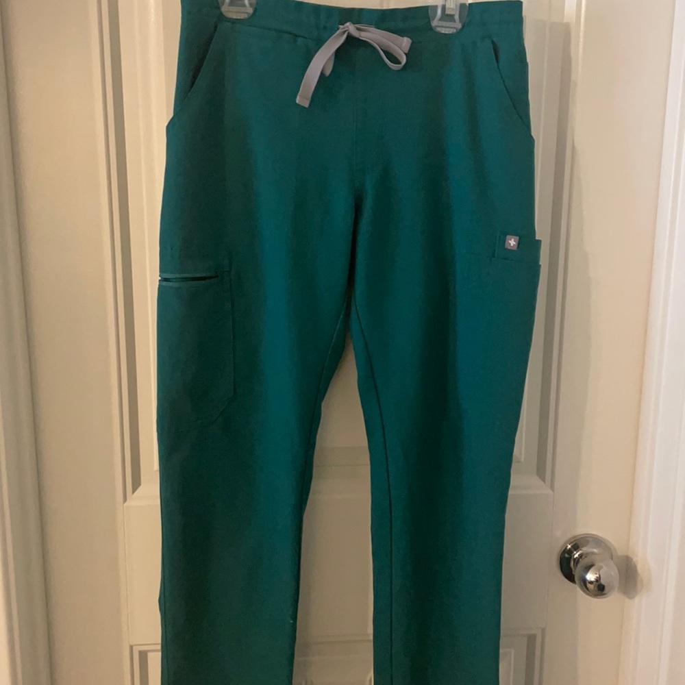 Figs Yola™ Skinny Scrub Pants